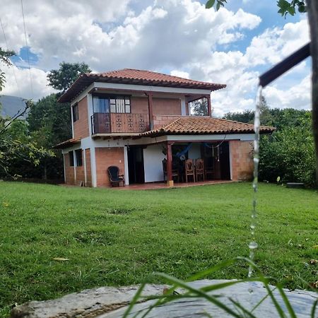 Hotel Cabana Escondite Sabana Villa de Leyva Exterior foto